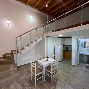 Villa Anxhelo